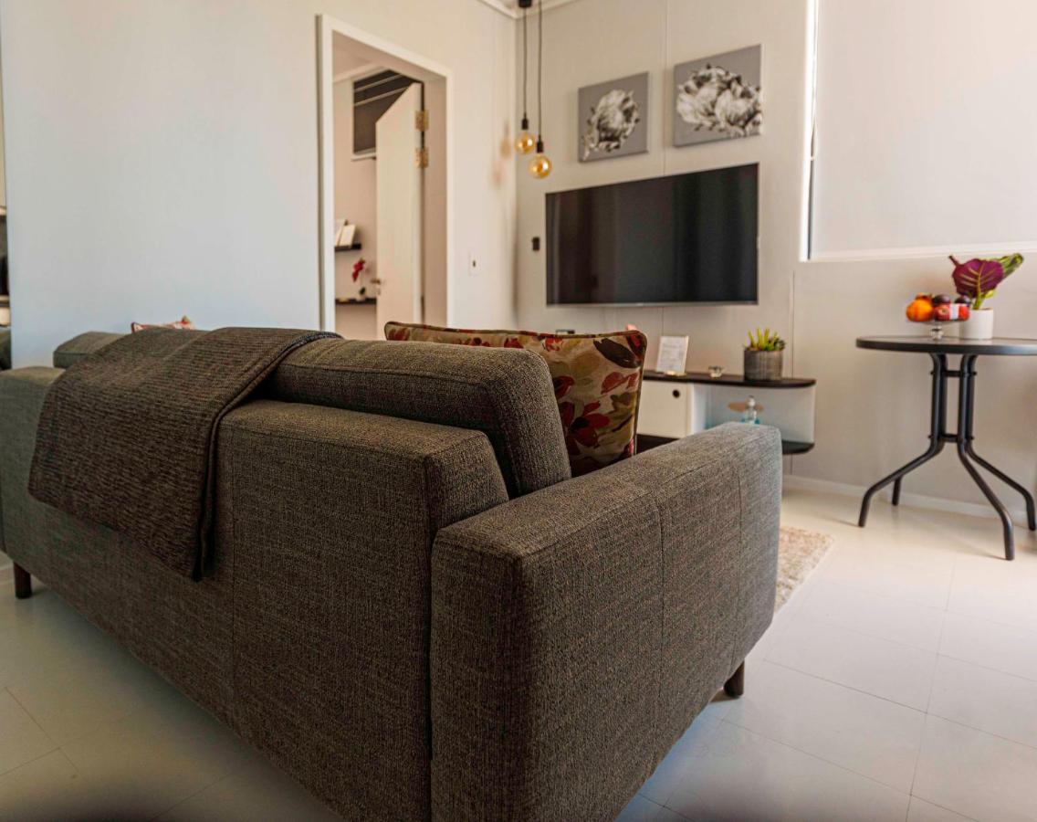 Flamingo Sea Point Sea View Luxury Best Position 1 Bedroom Apartment Queen Size Bed & Inverter For Tv Кейптаун Экстерьер фото